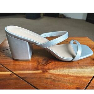 J. Adams Stormi Silver Metallic Block Heel Mules Square Toe Sandals 6.5 NEW